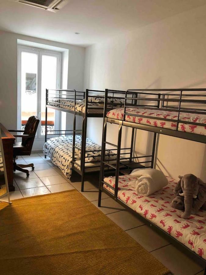Lovely Large Familial In Nice, Minutes Walk To The Beach!