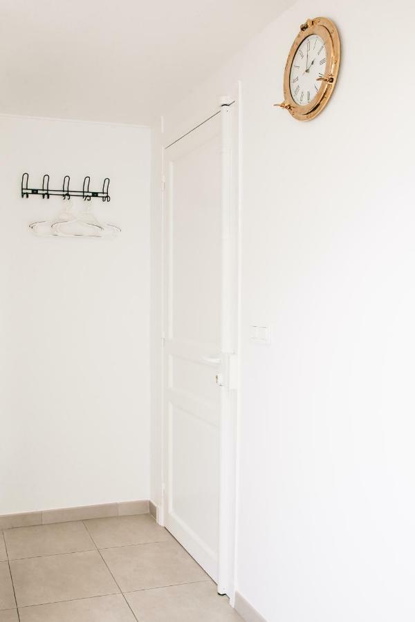 Adorable In Downtown * Nice