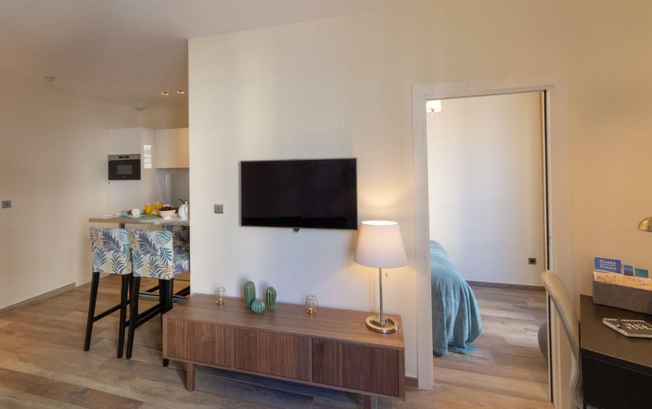 100m From The Sea Appartement *