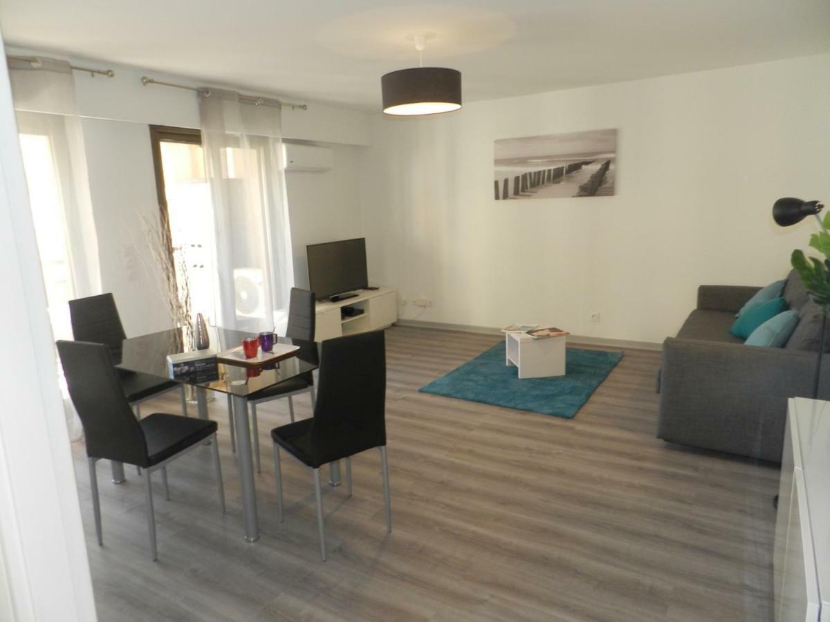 Beautiful 1 Bedroom Flat * Nice