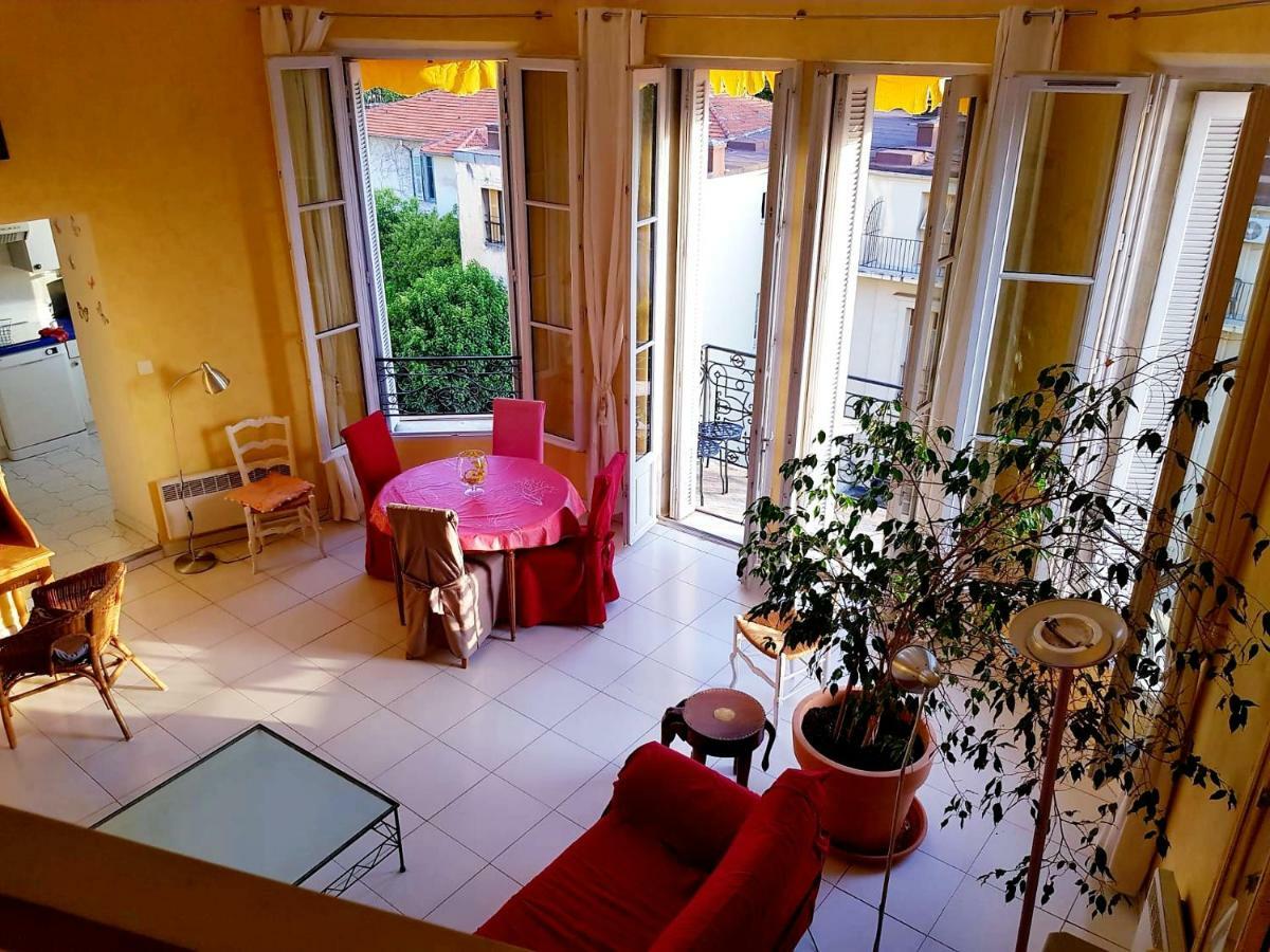 Ancient Italian Palace Apartment Nice