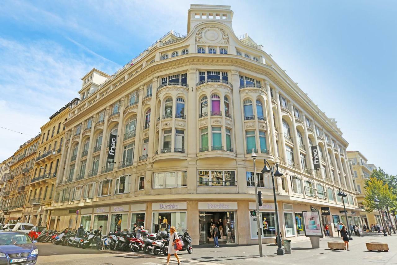 Splendid In The Heart Of Nice