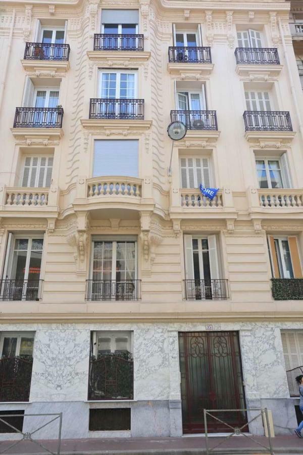 Le Charme-35 Apartment