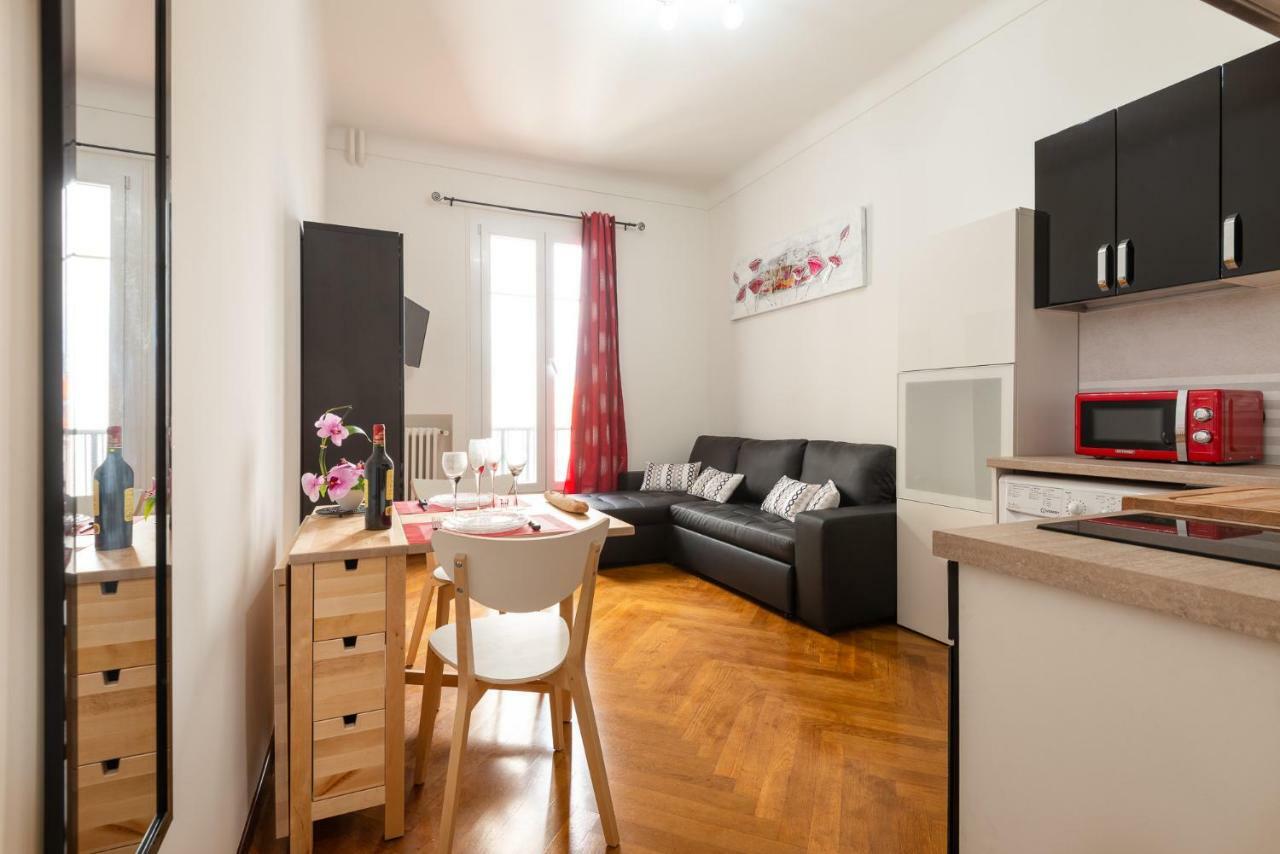 Le Palais Navarre Apartment *