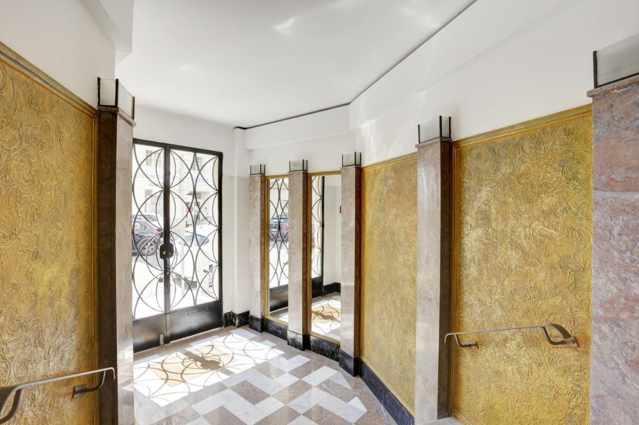 Le St Francois - Gorgeous Apt Art-deco,lift, A/c, 20 Meters Beach *