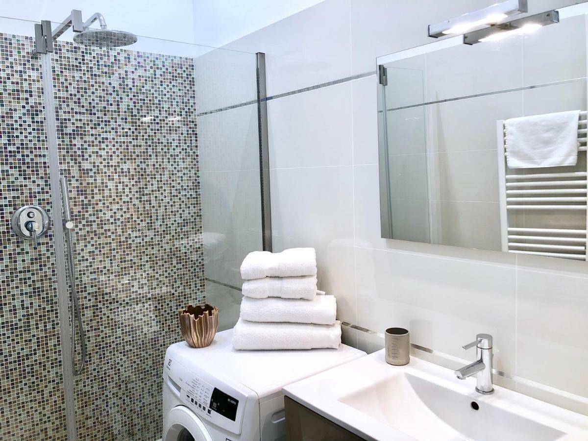 Prestige Center Apartment