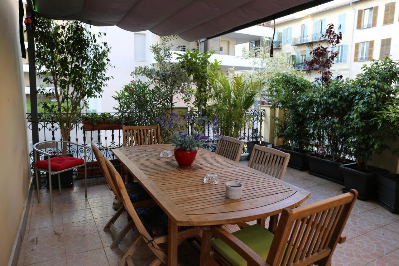 Apartment La Terrasse Nice
