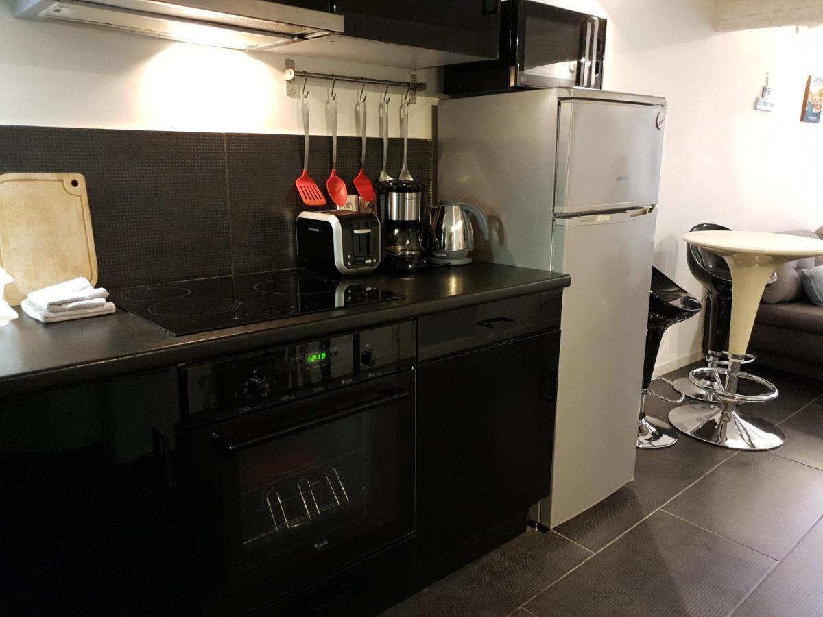 Apartment La Rose: Charming 2-room In The Heart Of - 3-min. From The Beach