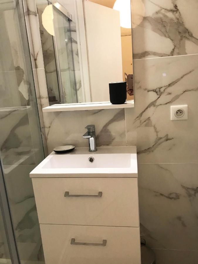 Calme Et Cosy Proche Quartier Port Apartment Nice