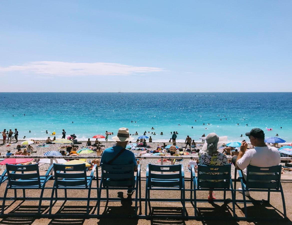 Claudia - -quiet- Near The Sea- Ac- Private Parking Apartment Nice