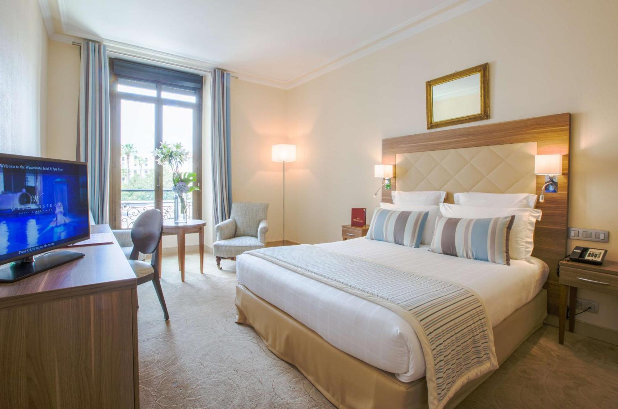 Westminster & Hotel Nice