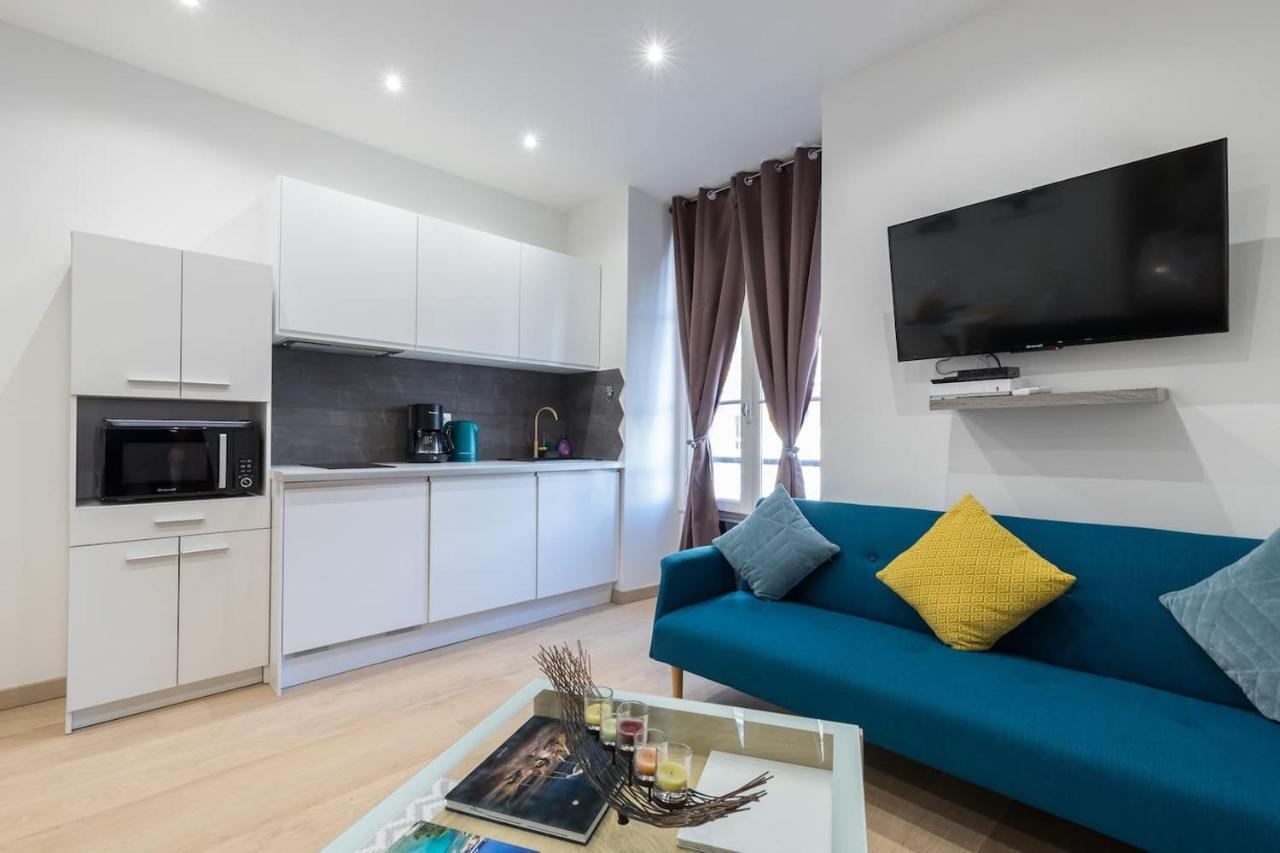 Historical Hyper Center *