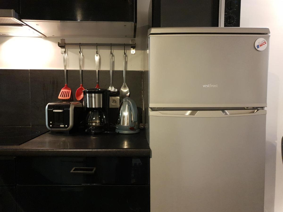 Apartment La Rose: Charming 2-room In The Heart Of - 3-min. From The Beach
