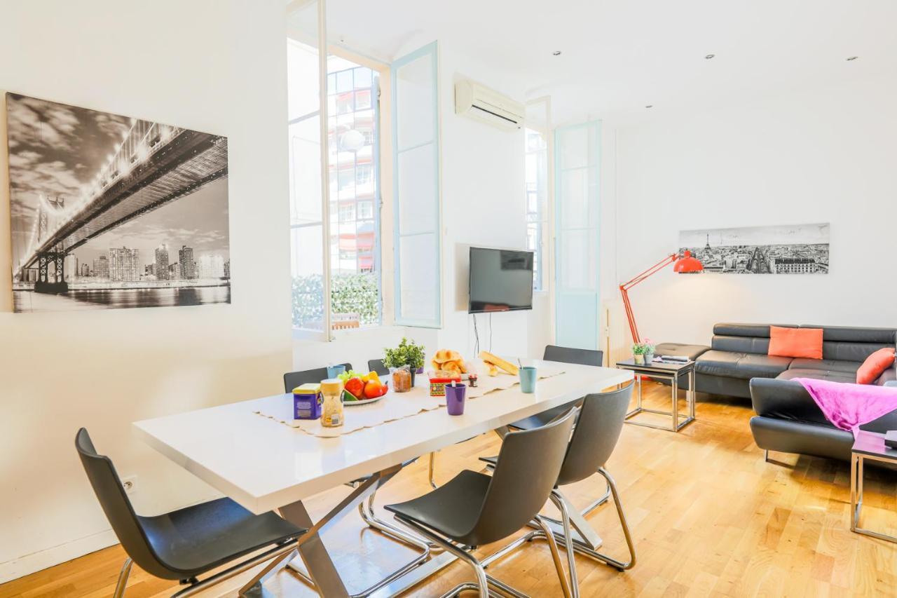 Apartment Carre D'or Terrace Ap4015 By Riviera Homes