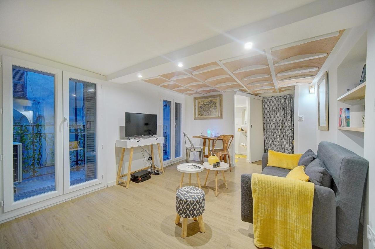 #31 Comfy Place In The Old Town Balcony & Ac 2min To Beach Apartment