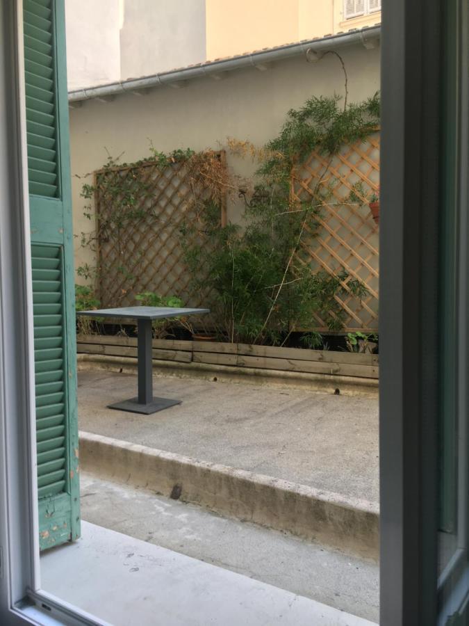 Le Petit Bourgeois De Apartment *