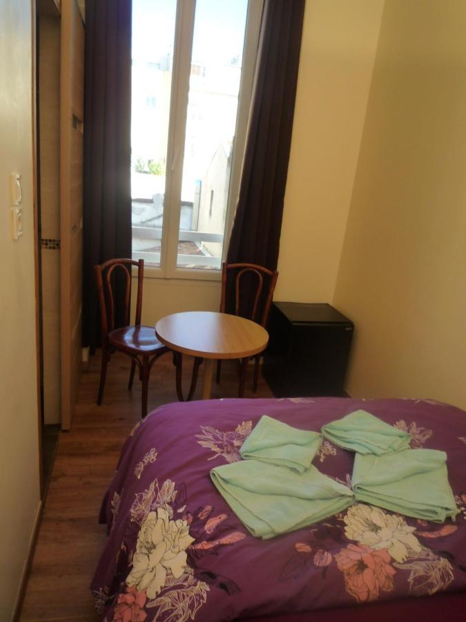 Lyonnais Hostel Nice