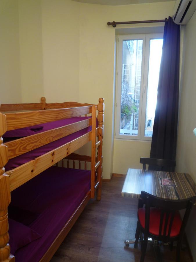 Hostel Lyonnais *