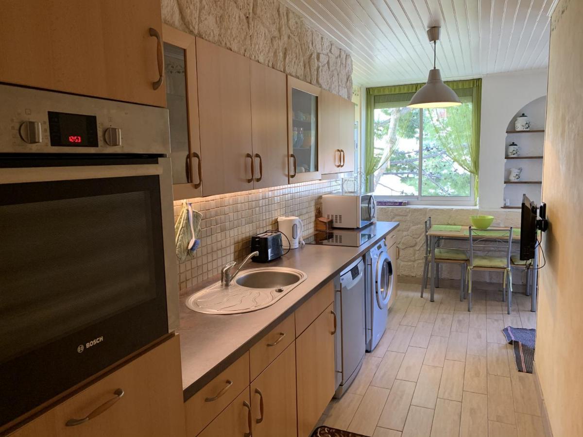 Les Victorines - Proche Aeroport Apartment *