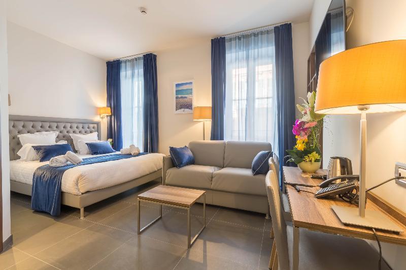 Azur Riviera 4* Nice