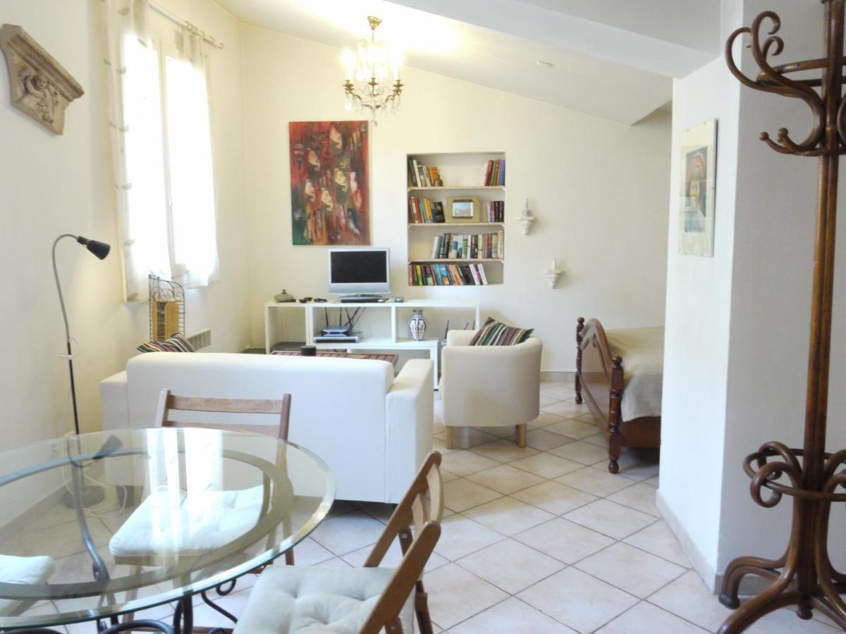Apartment Studio 6 - A Quiet And Spacious Studio Flat In The Old Town