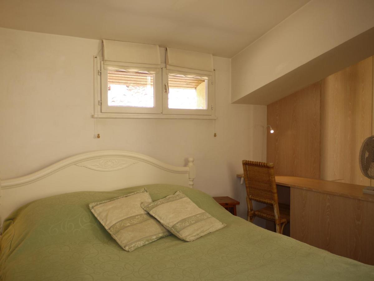 Apartment Studio 6 - A Quiet And Spacious Studio Flat In The Old Town *