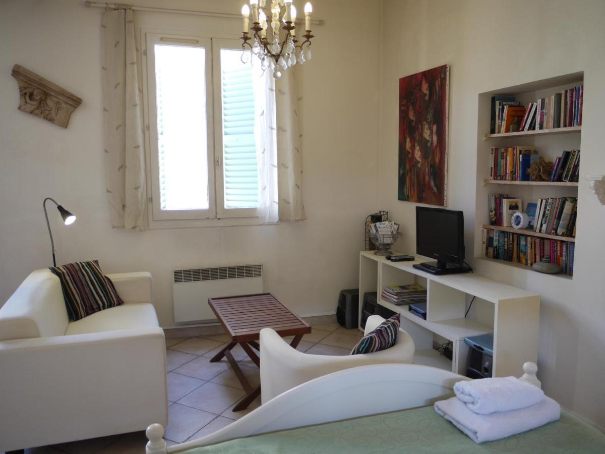 Apartment Studio 6 - A Quiet And Spacious Studio Flat In The Old Town Nice