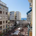 Studio Imperator Five Stars Holiday House