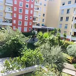 Le Californie Cote D\'Azur Plage Les Pieds Dans L\'Eau