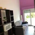 Sunshine Apartment *