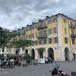 18 Garibaldi