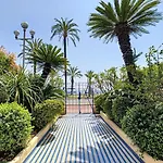 Nestor&Jeeves - Horizon Promenade - Central - Sea Front