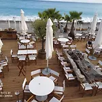 Beach Apartment Ac 1 Min Walking From The Sea - Freshly Renovated