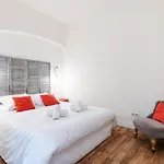 Bright 1 Bdr In The Old Town