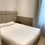 Share 3* Nice
