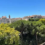 Spacious 3 Bedroom Flat Center - Magnificent View *