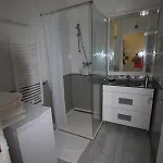 Apartment T2 Entierement Equipe, Proche Toutes Commodites Nice