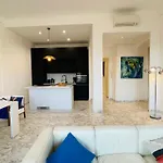 Spacious 3 Bedroom Flat Center - Magnificent View Apartment Nice