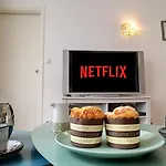 Nestor&Jeeves - Maria Beach - Central - By Sea