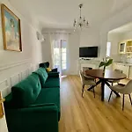 Apartment Le Nid Blanc Centre Nice