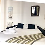 Vecchio Le Comte De Nice