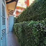 Le Petit Balcon By Booking Guys