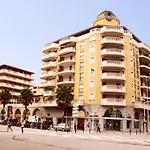 Domes Seaside Residence Piscine, Free Parking, Airport Tramway