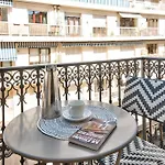 Very Nice 2P With All Comfort, City Center Ac/Wifi