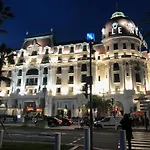 Fully Equipped For 3, Near Negresco Nice