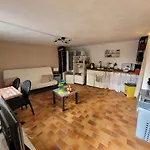 Superbe Studio Proches Toutes Commodites Place Du Marche De St Roch