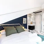 Deroulede - Superb Studio Suite W Ac Downtown