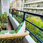 Apartment Elegant, Spacious, Central *