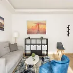 Apartment Renovated Near The