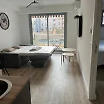 Vernier Apartment *